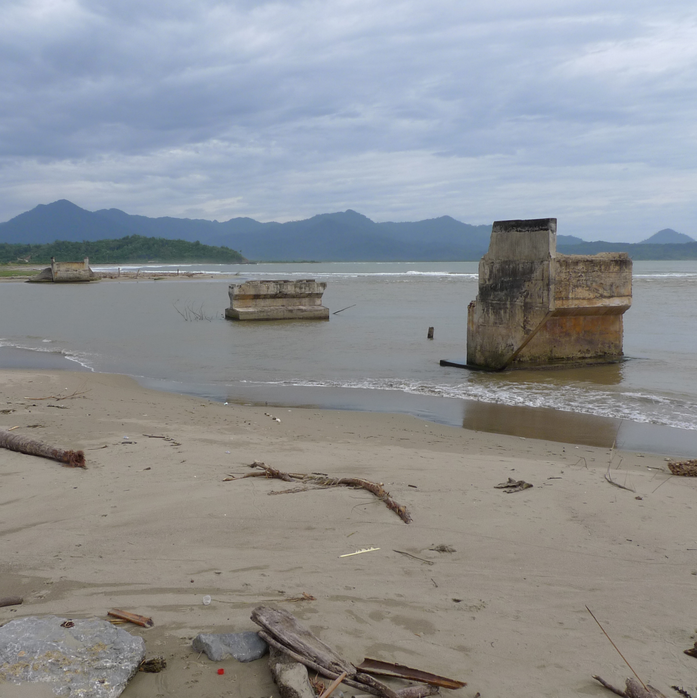 Tsunami 12-12 / Aceh 2009